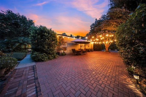 House in Safety Harbor, Florida 4 bedrooms, 290.13 sq.m. № 1835762 - photo 3