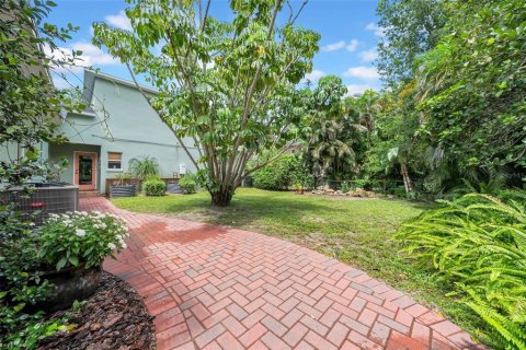 House in Safety Harbor, Florida 4 bedrooms, 290.13 sq.m. № 1835762 - photo 27