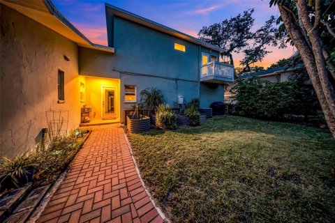 House in Safety Harbor, Florida 4 bedrooms, 290.13 sq.m. № 1835762 - photo 8