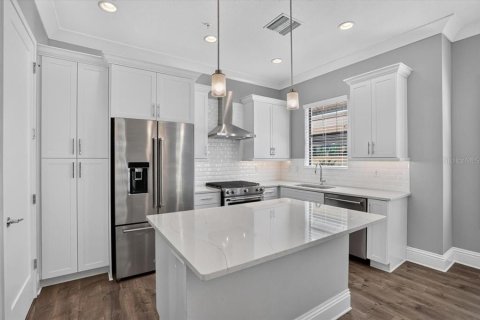Touwnhouse à vendre à Sarasota, Floride: 3 chambres, 203.36 m2 № 2419633 - photo 26