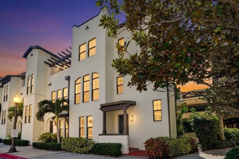 Touwnhouse à Sarasota, Floride 3 chambres, 203.36 m2 № 2419633