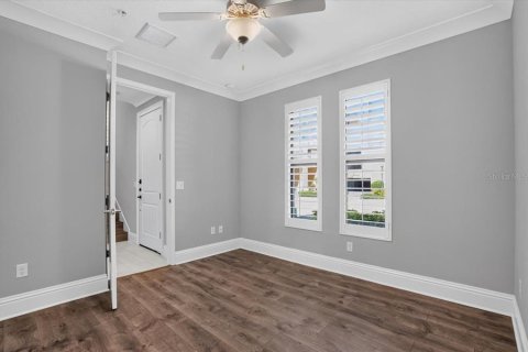 Touwnhouse à vendre à Sarasota, Floride: 3 chambres, 203.36 m2 № 2419633 - photo 13