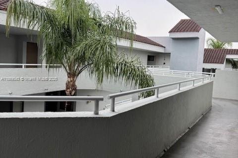 Copropriété à vendre à Miami, Floride: 1 chambre, 73.95 m2 № 1981842 - photo 18