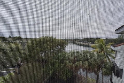 Copropriété à vendre à Miami, Floride: 1 chambre, 73.95 m2 № 1981842 - photo 12