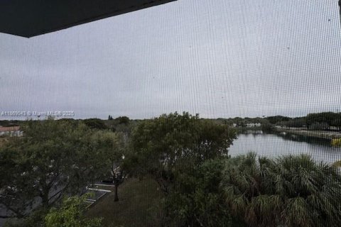 Copropriété à vendre à Miami, Floride: 1 chambre, 73.95 m2 № 1981842 - photo 14