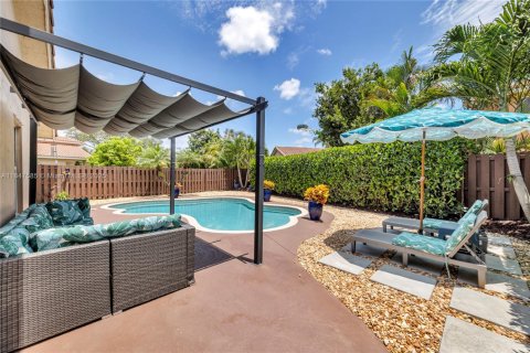 House in Davie, Florida 3 bedrooms, 145.39 sq.m. № 1880233 - photo 29