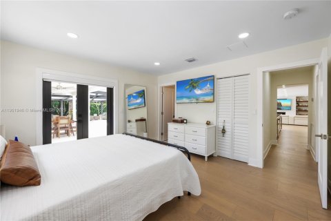 House in Southwest Ranches, Florida 5 bedrooms, 269.51 sq.m. № 1953514 - photo 17