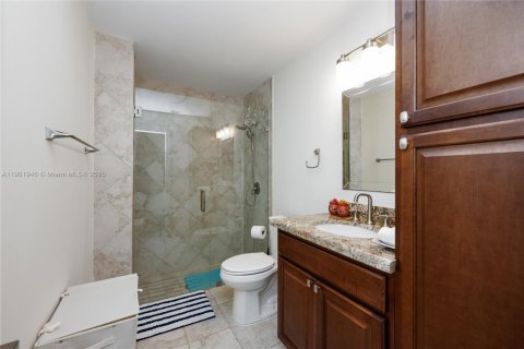 House in Southwest Ranches, Florida 5 bedrooms, 269.51 sq.m. № 1953514 - photo 20