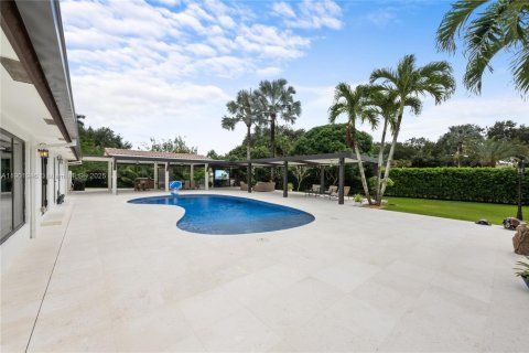 House in Southwest Ranches, Florida 5 bedrooms, 269.51 sq.m. № 1953514 - photo 29