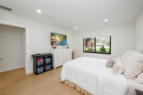 House in Southwest Ranches, Florida 5 bedrooms, 269.51 sq.m. № 1953514 - photo 19