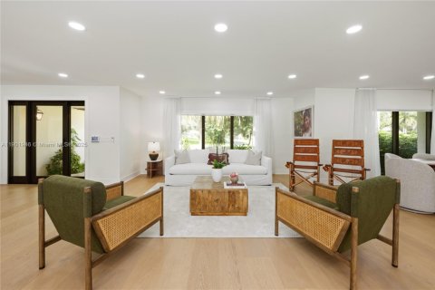 House in Southwest Ranches, Florida 5 bedrooms, 269.51 sq.m. № 1953514 - photo 4