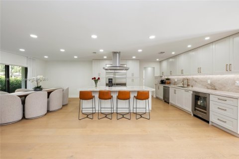 House in Southwest Ranches, Florida 5 bedrooms, 269.51 sq.m. № 1953514 - photo 5