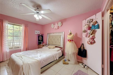 Condo in Orlando, Florida, 1 bedroom  № 2227564 - photo 8