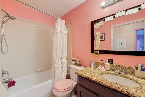 Condo in Orlando, Florida, 1 bedroom  № 2227564 - photo 7