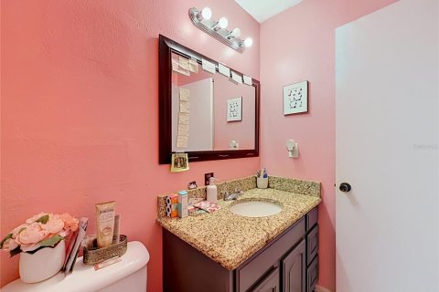 Condo in Orlando, Florida, 1 bedroom  № 2227564 - photo 10