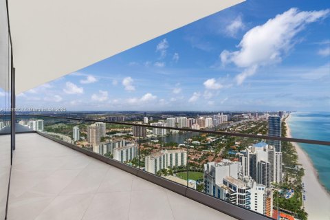 Condo in Sunny Isles Beach, Florida, 4 bedrooms  № 1817054 - photo 19