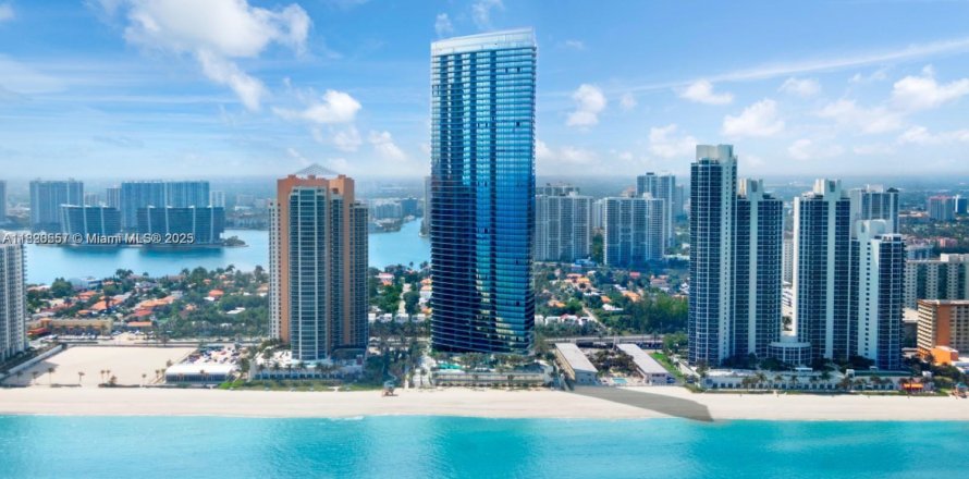 Condo in Sunny Isles Beach, Florida, 4 bedrooms № 1817054