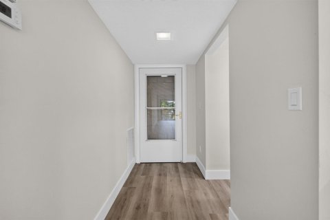 Copropriété à vendre à Jensen Beach, Floride: 2 chambres, 101.26 m2 № 2290315 - photo 25