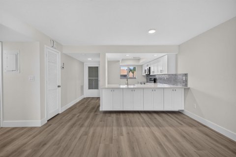 Copropriété à vendre à Jensen Beach, Floride: 2 chambres, 101.26 m2 № 2290315 - photo 5
