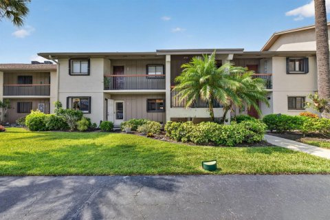 Copropriété à vendre à Jensen Beach, Floride: 2 chambres, 101.26 m2 № 2290315 - photo 2