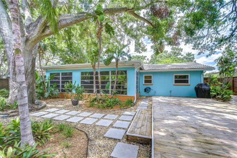 House in Clearwater, Florida 3 bedrooms, 114.46 sq.m. № 1769749 - photo 25