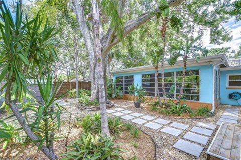 House in Clearwater, Florida 3 bedrooms, 114.46 sq.m. № 1769749 - photo 26
