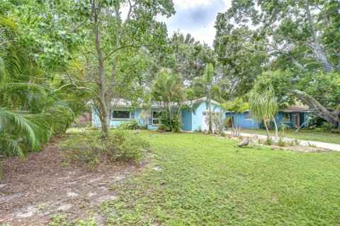 House in Clearwater, Florida 3 bedrooms, 114.46 sq.m. № 1769749 - photo 4