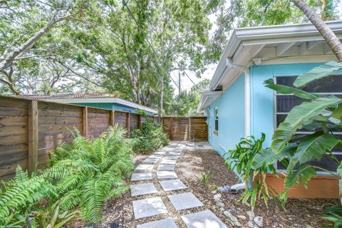 House in Clearwater, Florida 3 bedrooms, 114.46 sq.m. № 1769749 - photo 30