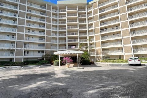 Снять в аренду кондоминиум в Помпано-Бич, Флорида 2 спальни, 102.19м2, № 1942070 - фото 16