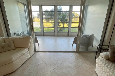 Снять в аренду кондоминиум в Помпано-Бич, Флорида 2 спальни, 102.19м2, № 1942070 - фото 9