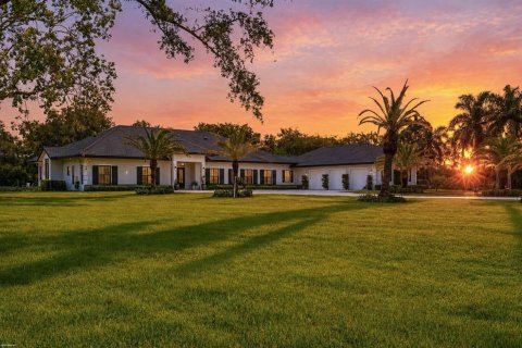 Casa en venta en Wellington, Florida, 4 dormitorios, 349.5 m2 № 2263312 - foto 2