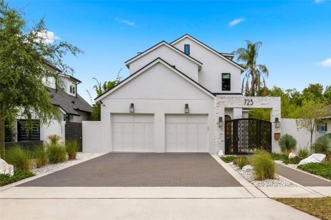 Villa ou maison à Winter Park, Floride 4 chambres, 284.75 m2 № 2147629