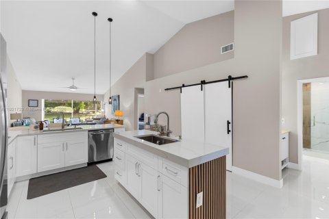 Casa en alquiler en Boca Raton, Florida, 4 dormitorios, 196.95 m2 № 1975364 - foto 13