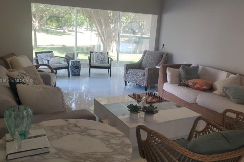 Casa en alquiler en Boca Raton, Florida, 4 dormitorios, 196.95 m2 № 1975364 - foto 4