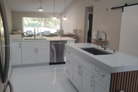 Casa en alquiler en Boca Raton, Florida, 4 dormitorios, 196.95 m2 № 1975364 - foto 9