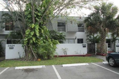 Adosado en Davie, Florida 3 dormitorios, 133.78 m2 № 2036458