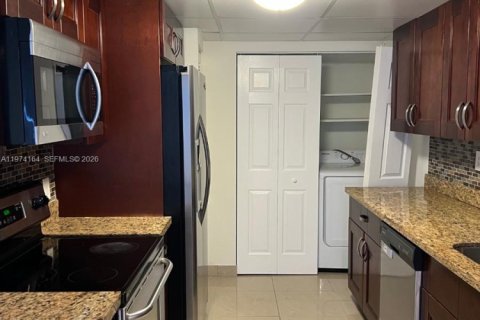 Adosado en alquiler en Davie, Florida, 3 dormitorios, 133.78 m2 № 2036458 - foto 3