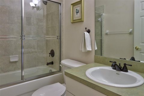 House in New Port Richey, Florida 2 bedrooms, 118.91 sq.m. № 1915980 - photo 26