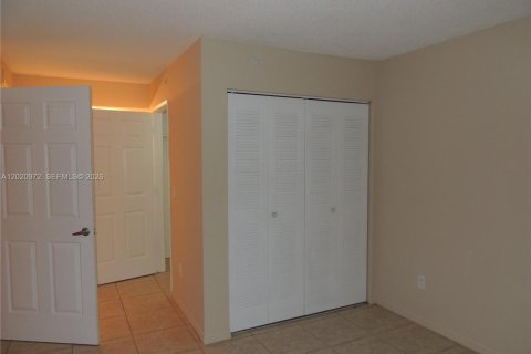 Condominio en alquiler en Davie, Florida, 1 dormitorio, 76.46 m2 № 2153858 - foto 17