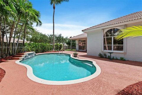 House in Pembroke Pines, Florida 4 bedrooms, 231.88 sq.m. № 1819803 - photo 30