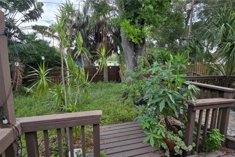 Villa ou maison à vendre à Saint Petersburg, Floride: 3 chambres, 123 m2 № 2416783 - photo 2