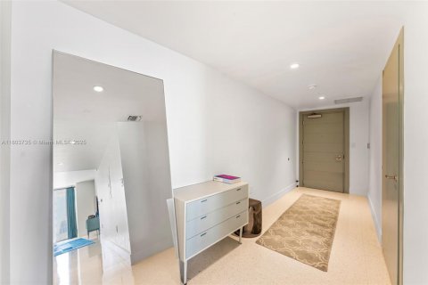Condominio en venta en Miami, Florida, 1 dormitorio, 88.26 m2 № 1689162 - foto 7