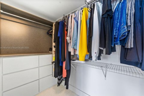 Condominio en venta en Miami, Florida, 1 dormitorio, 88.26 m2 № 1689162 - foto 12