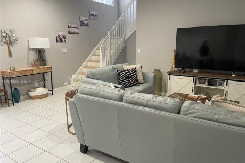 Villa ou maison à louer à Boca Raton, Floride: 3 chambres, 158.77 m2 № 2046425 - photo 6