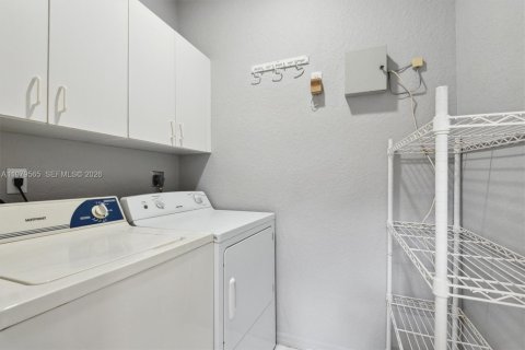 Villa ou maison à louer à Boca Raton, Floride: 3 chambres, 158.77 m2 № 2046425 - photo 12