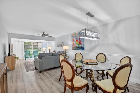 Copropriété à vendre à Delray Beach, Floride: 2 chambres, 108.42 m2 № 2245337 - photo 3