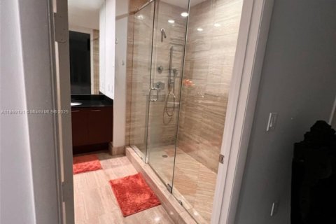 Copropriété à louer à Sunny Isles Beach, Floride: 2 chambres, 135.92 m2 № 2024003 - photo 21