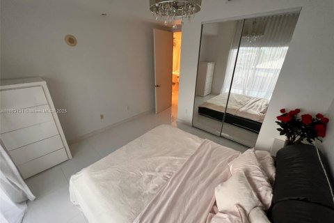 Copropriété à louer à Sunny Isles Beach, Floride: 2 chambres, 135.92 m2 № 2024003 - photo 20