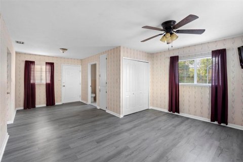 House in Eustis, Florida 3 bedrooms, 115.94 sq.m. № 1617877 - photo 20
