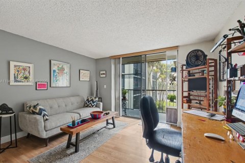 Copropriété à vendre à Miami, Floride: 1 chambre, 65.5 m2 № 2004093 - photo 12